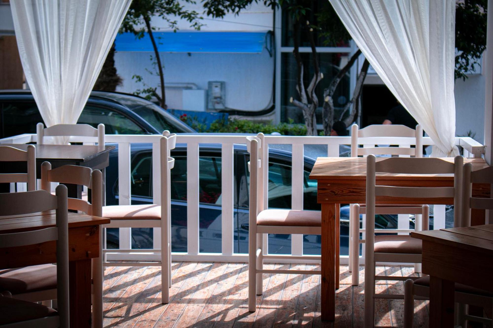 Hotel Fron ساراندا المظهر الخارجي الصورة