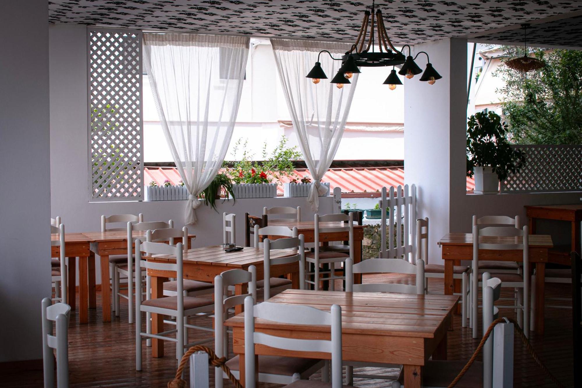 Hotel Fron ساراندا المظهر الخارجي الصورة