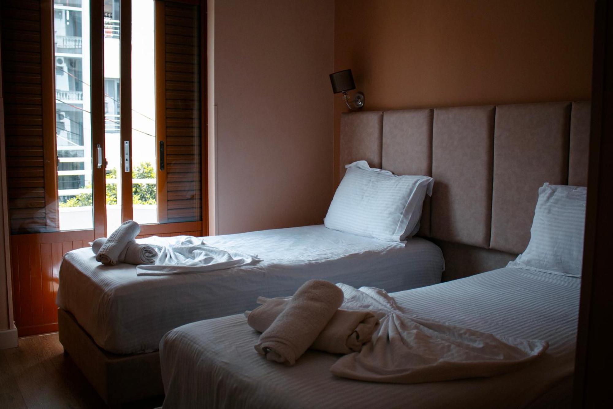Hotel Fron ساراندا المظهر الخارجي الصورة